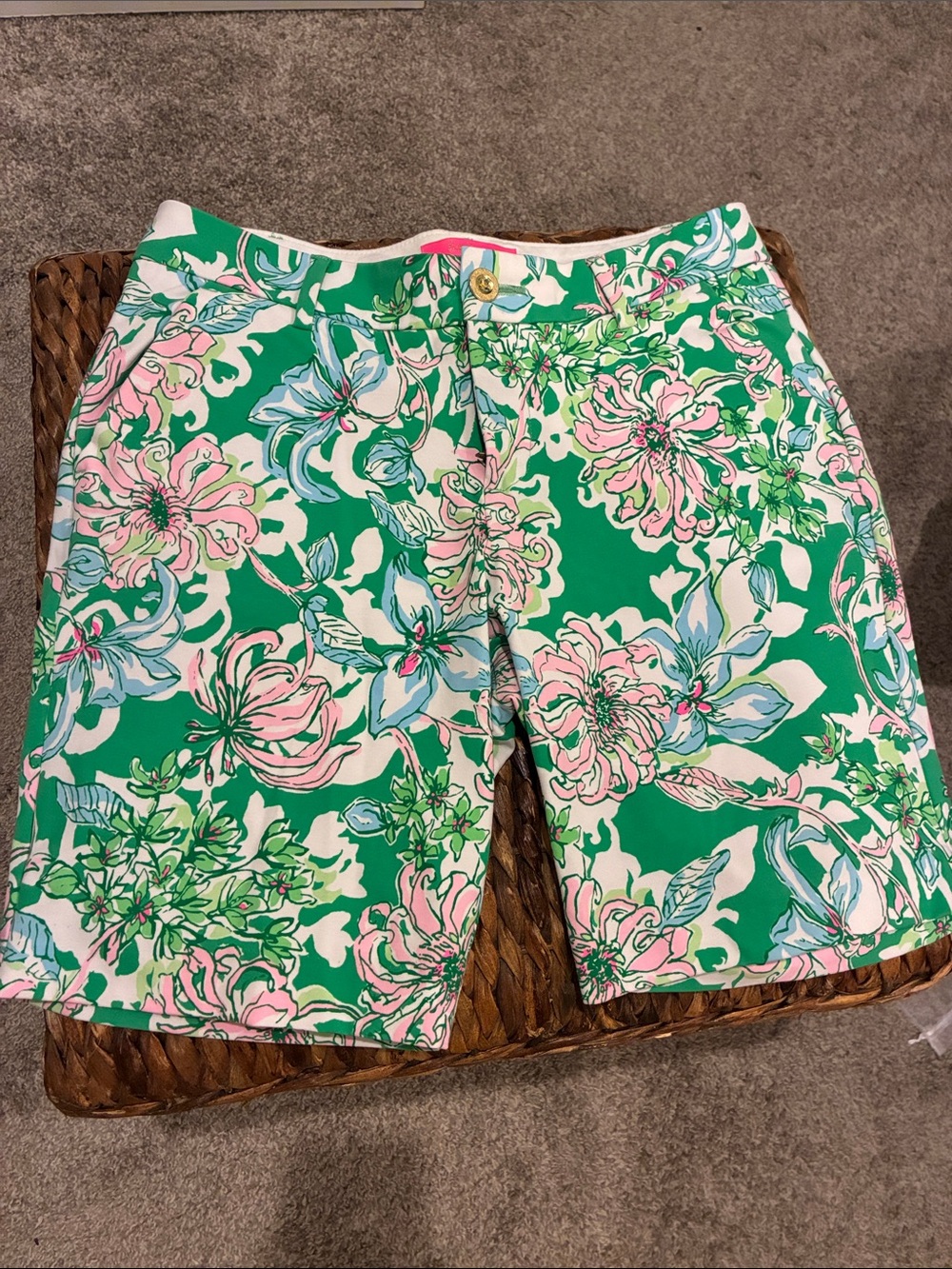 Lilly Pulitzer Natia Mid-Rise Knit Bermuda Shorts Size 6 in Spearmint Blossom